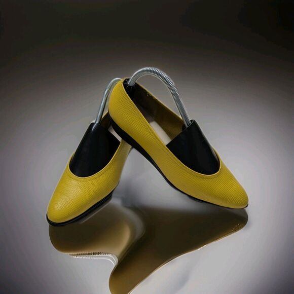 Salvatore Ferragamo Yellow  Patent Wedge  Loafers Size 9 - Picture 2 of 7